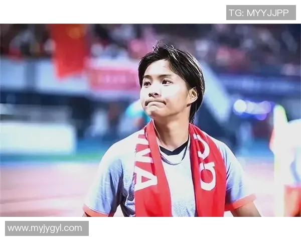 王霜对足球明星的喜好与她职业生涯的关系探讨