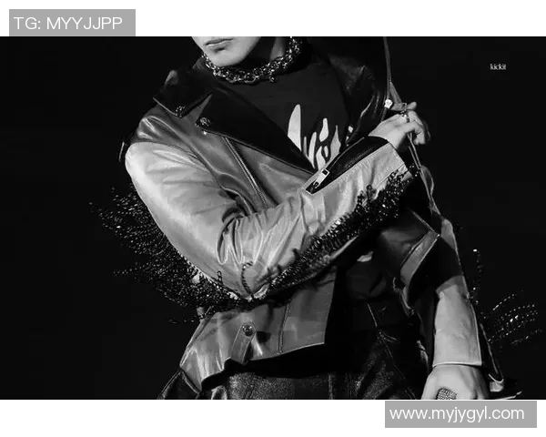 足球明星如何利用时尚资源提升个人品牌形象与影响力